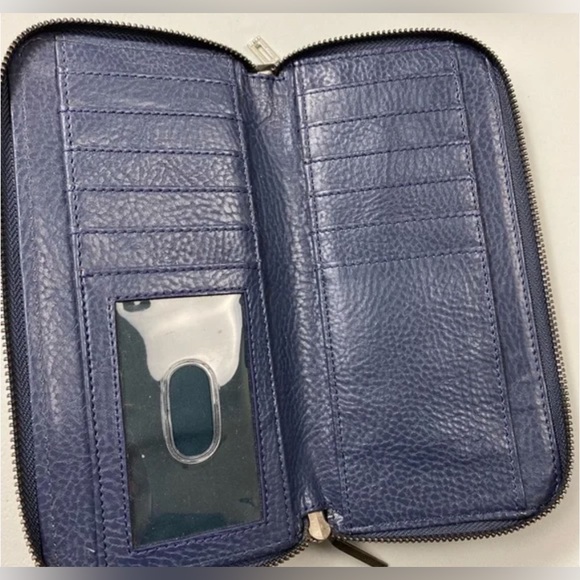 Matt & Nat Vegan Leather Wallet - Picture 3 of 15